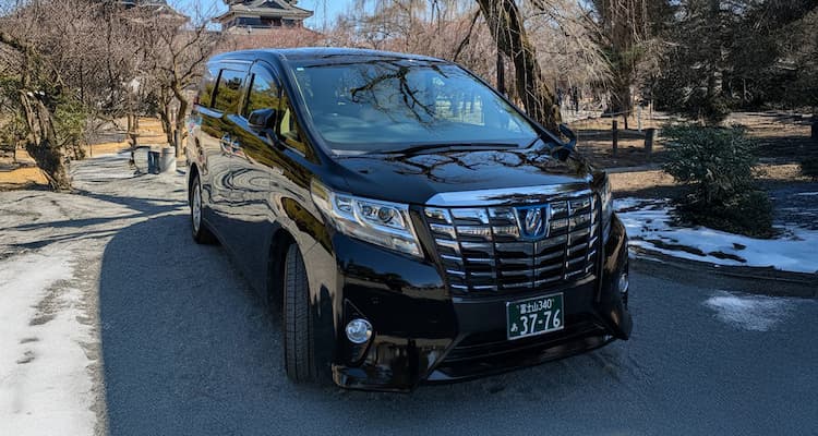 大型観光バス（60名）の写真